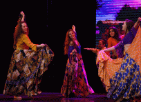 19. Romane Dance (FS2022) 07.JPG